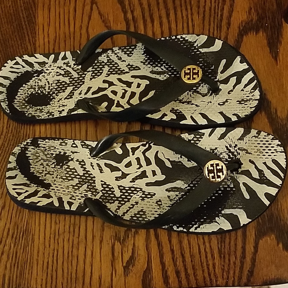 Used tory burch flip flops